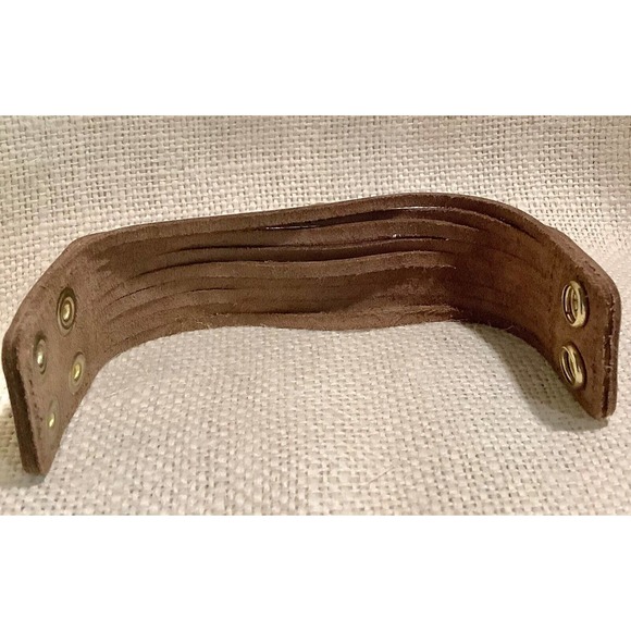 MGD Mindy Gold Designs cocoa brown leather band bracelet w/ crystal druzy stone - Picture 4 of 4